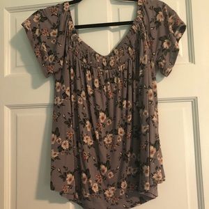 American Eagle off the shoulder top